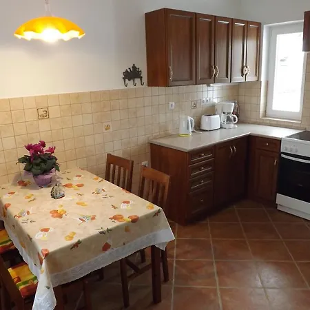 Apartamento Nagybajcsi Körtefa *