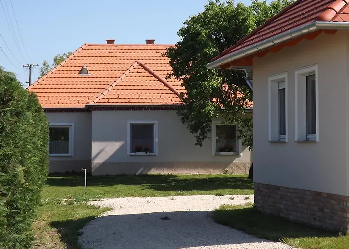 Lejlighed Nagybajcsi Koertefa Vendeghaz